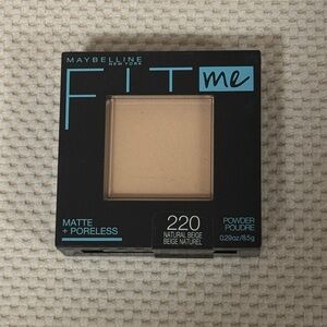 🆕Maybelline Fit Me Pressed Powder Natural Beige Beige Naturel 220